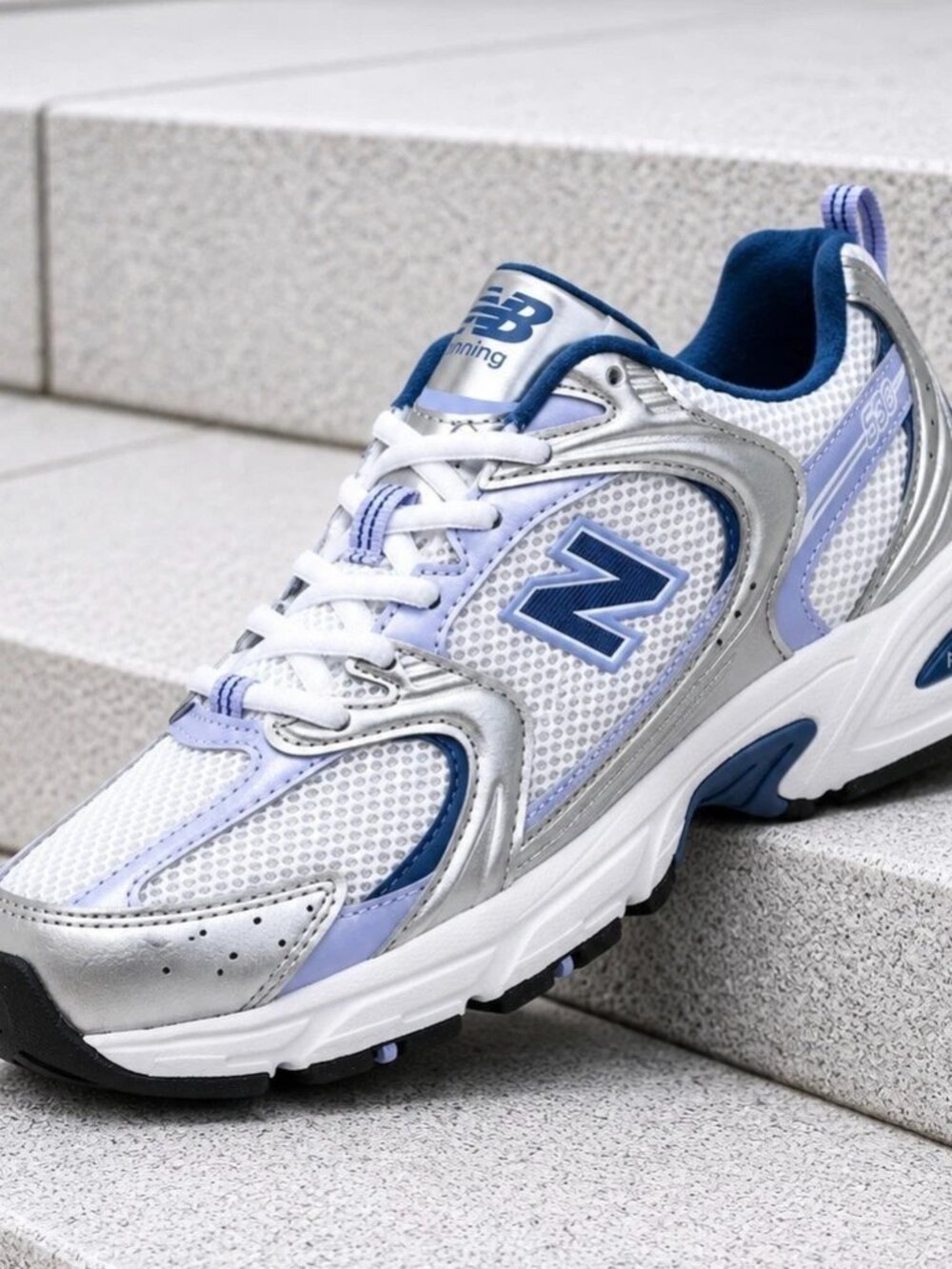 Women's New Balance 530 Shoes - Silver Metallic / Daybreak / Magic Blue U53052N - Picture 7 of 13